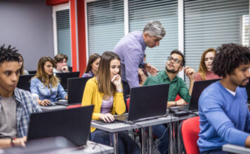 Best Travel Courses After 12th You Ought to Consider travel courses after 12th